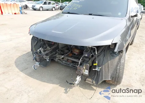 2015 Jeep Grand Cherokee Overland z USA, uszkodzony, nr VIN 1C4RJFCT4FC190728